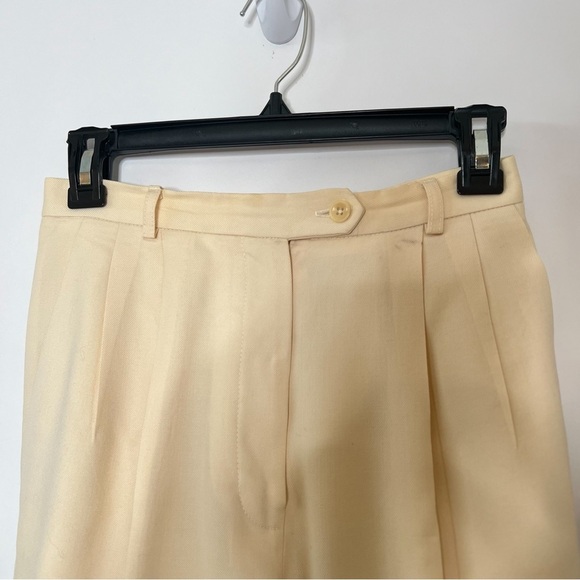 Talbot’s Wool Crepe Size 4 Petite Cream/Butter 100% Wool Trouser - Picture 2 of 10
